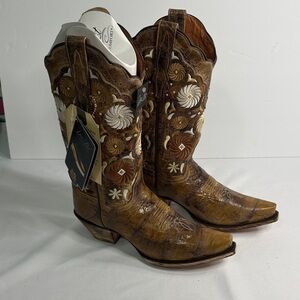 Dan Post Brown Embroidered Ankle Boots